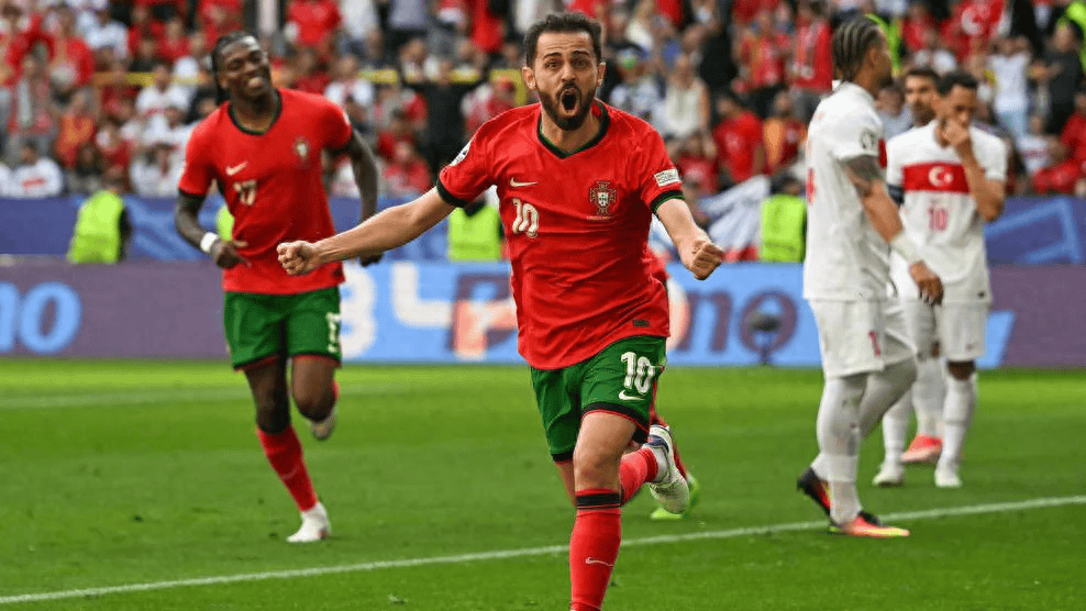 国家队备战欧洲杯选拔赛，队员们士气高涨