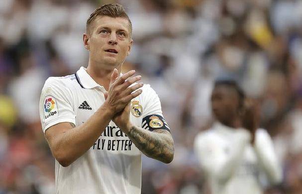 莫德里奇替补上场改变战局，阿贾克斯防线瞬间崩溃！的简单介绍